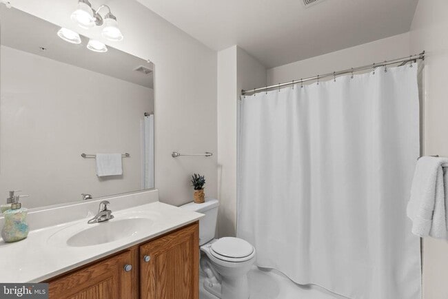 Building Photo - 6478 Cornwall Dr