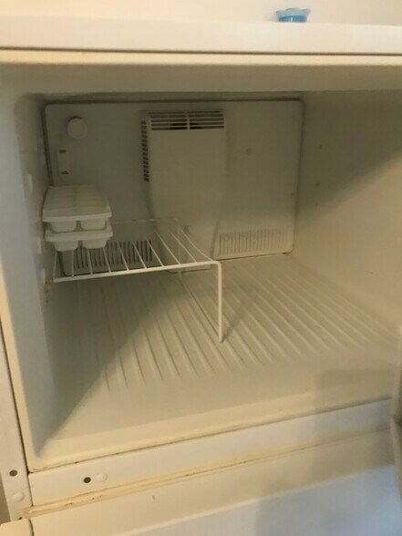 Building Photo - 2223 Murray Hill Rd