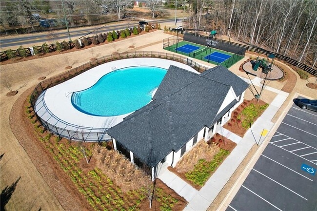 Building Photo - 7325 Mulberry St