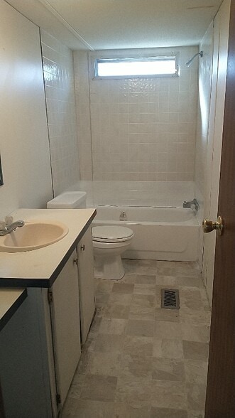 Building Photo - 24555 IL-127