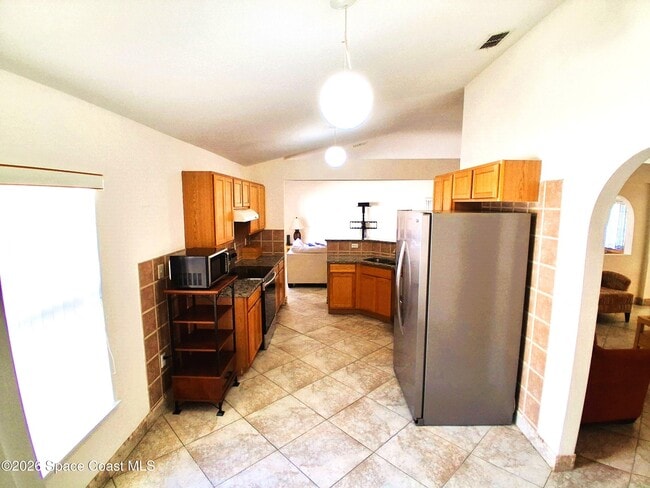 Building Photo - 4550 Bellaluna Dr