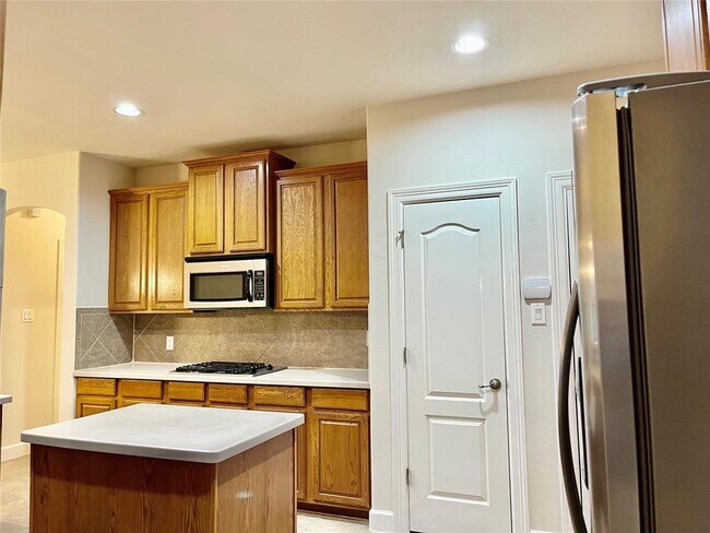 Building Photo - 811 Admiral Bay Ln
