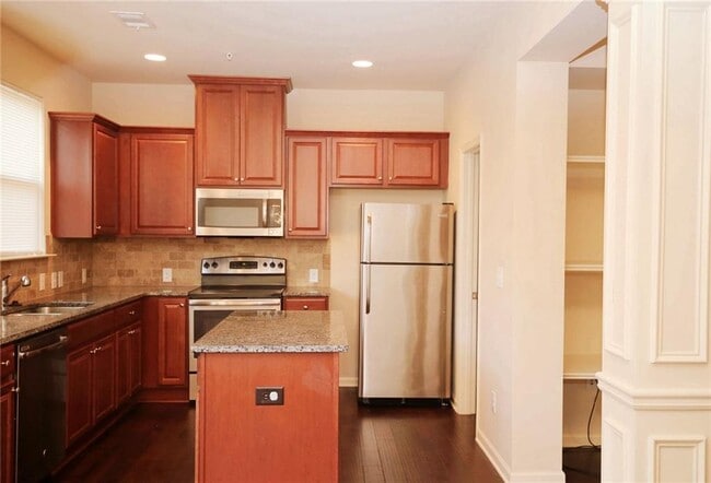 Building Photo - 2293 Spicy Pine Dr