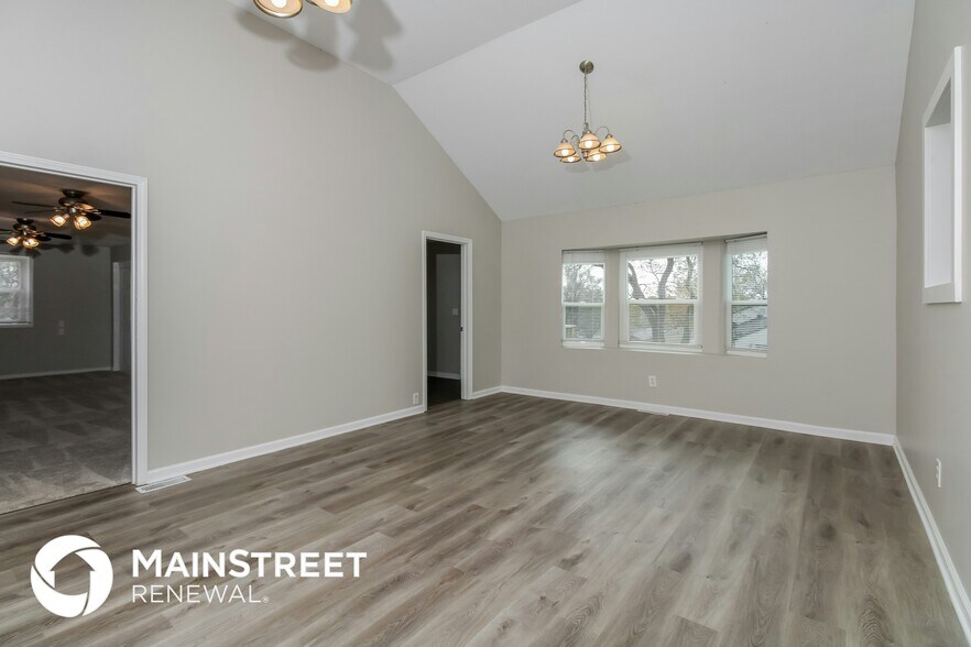 Building Photo - 3601 N Osage St