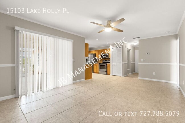 Building Photo - 15103 Lake Holly Pl
