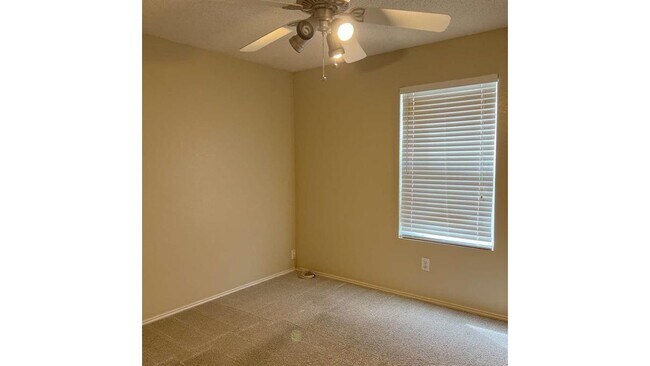 Building Photo - 1410 Quail Meadow Dr