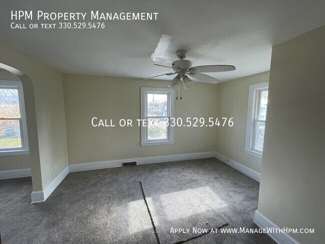 Building Photo - 1172 Tulip St