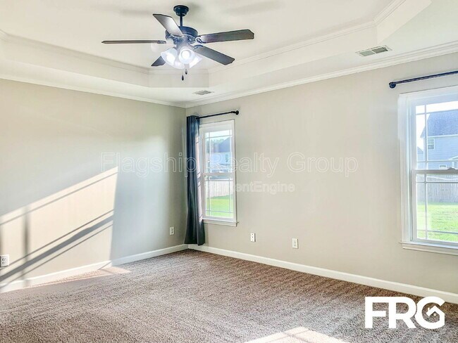 Building Photo - 230 Planters Ridge Dr