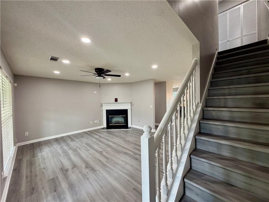 Building Photo - 3354 Waggoner Ln