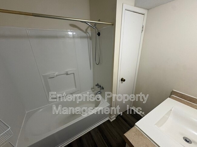 Building Photo - 8176 Harley Sq.