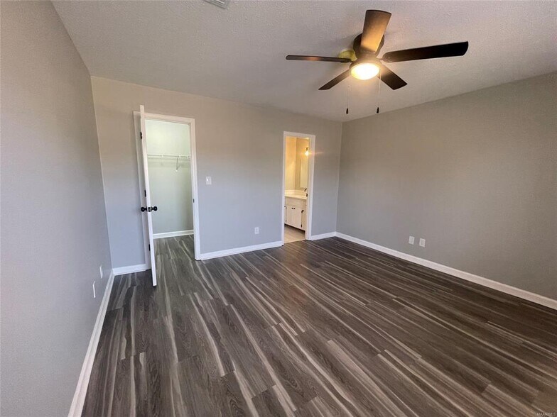 Building Photo - 7048 Epperson Dr