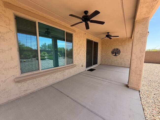 Building Photo - 4024 N Cottonwood Dr