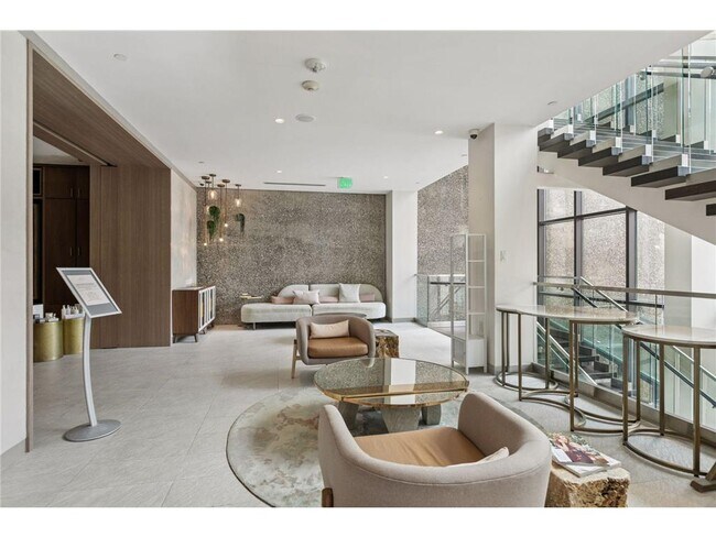 Building Photo - 201 S 11th St