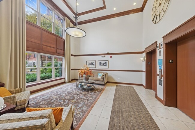 Building Photo - 255 E Liberty Dr