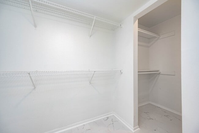 Building Photo - 1616 Redway Ln