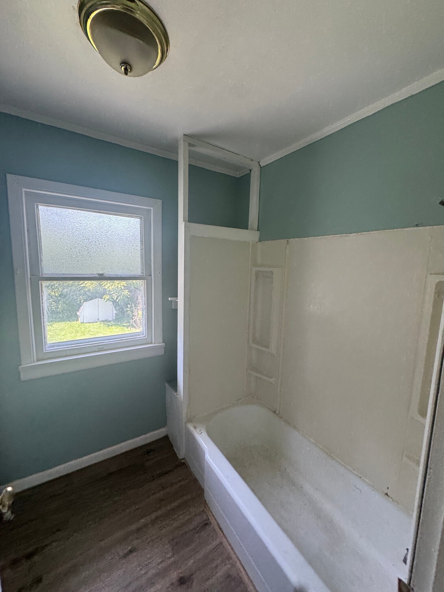 Building Photo - 2727 Robinwood Ave