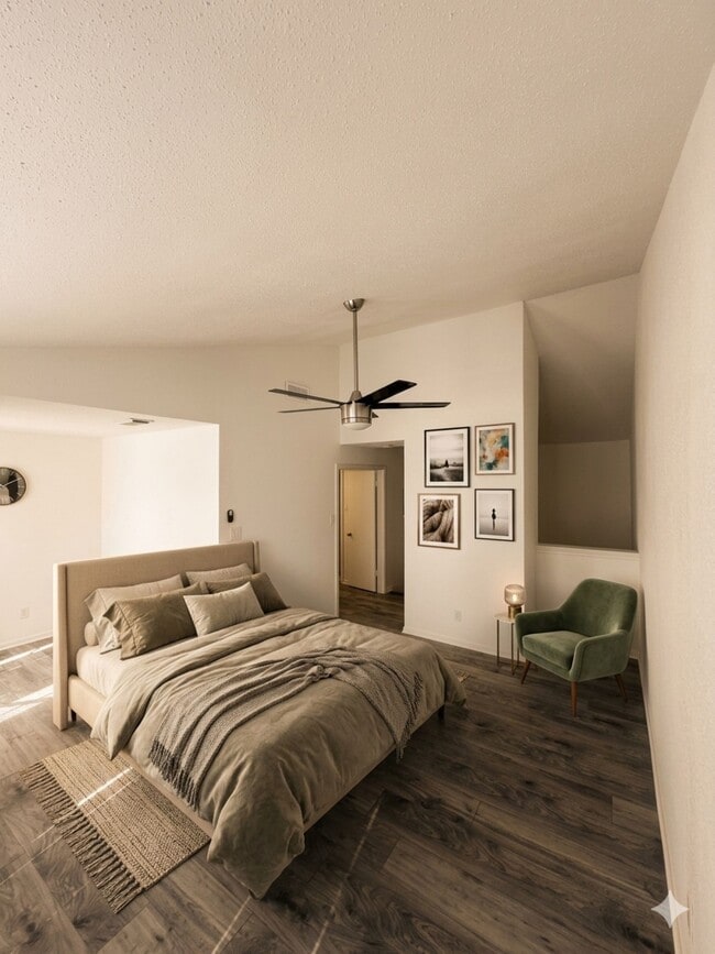 Building Photo - 2121 El Paseo St