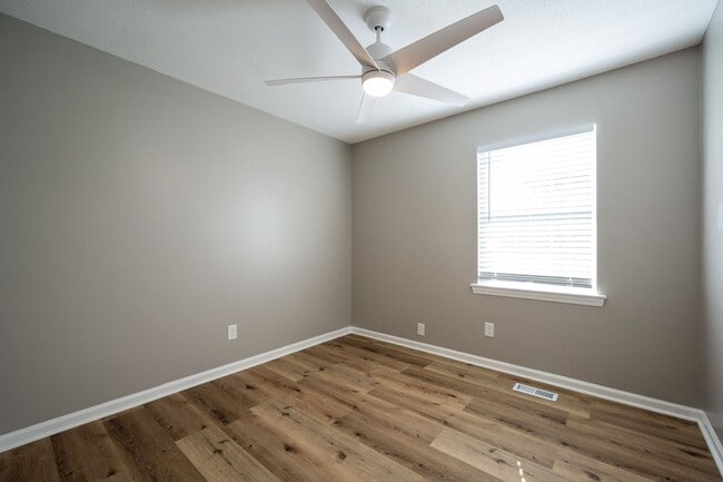 Building Photo - 1075 Carol Jean Trail