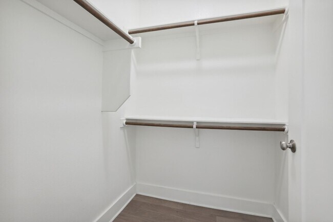 Building Photo - 908 Nueces St