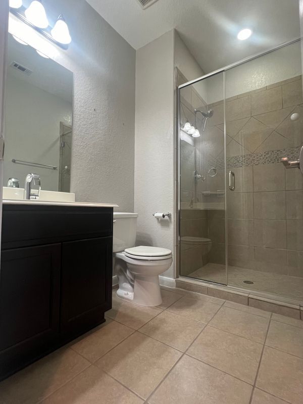 Building Photo - 8224 Limerick Falls