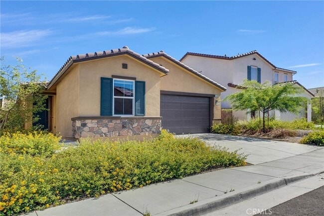 Building Photo - 4688 Florence Dr