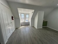 Building Photo - 22 2nd Ave