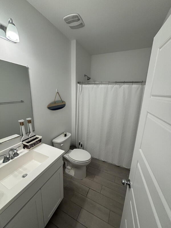 Building Photo - 40525 Bravo Dr