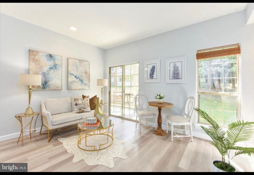 Building Photo - 12158 Penderview Ln