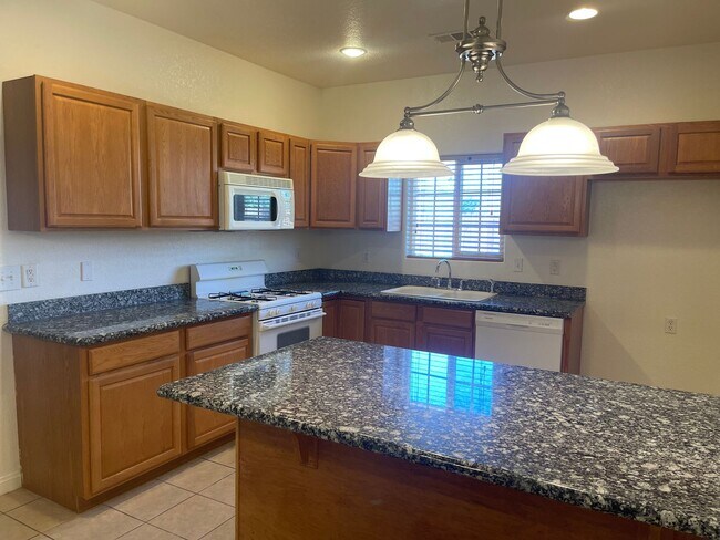 Building Photo - Spacious 3-Bedroom Home With RV Parking       MOVE IN SPECIAL!