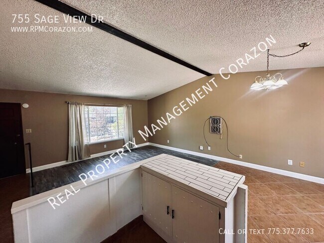 Building Photo - 755 Sage View Dr