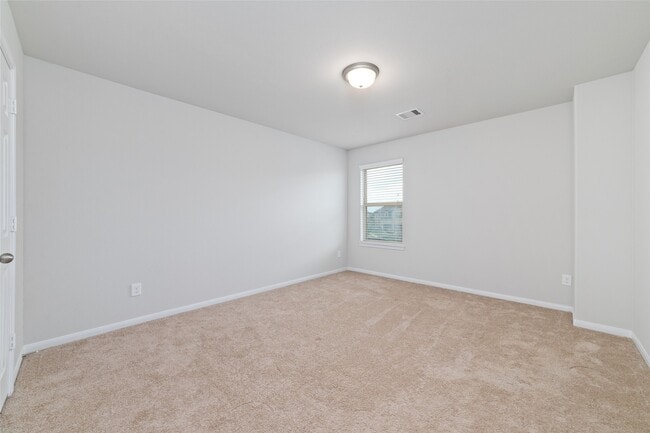 Building Photo - 18511 Grand Spanish Oak Ct