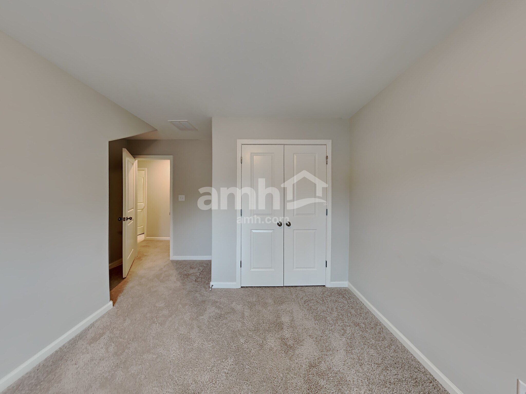 Building Photo - 5571 Stonecrest Dr