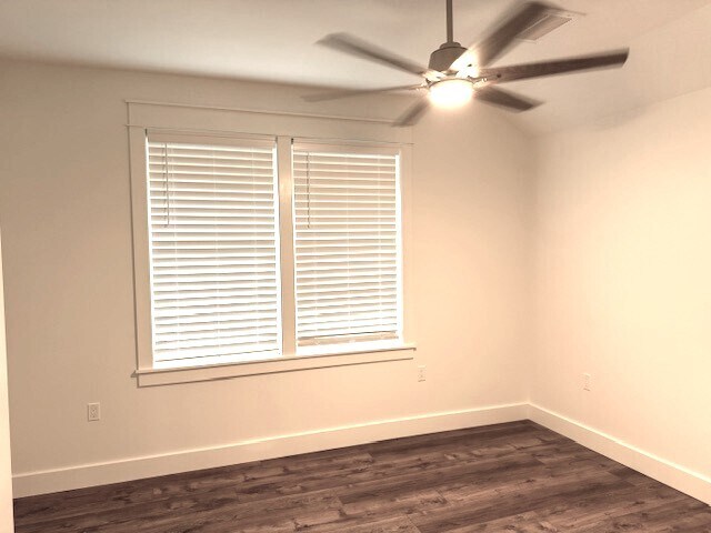 Building Photo - 3555 Sanctuary Dr