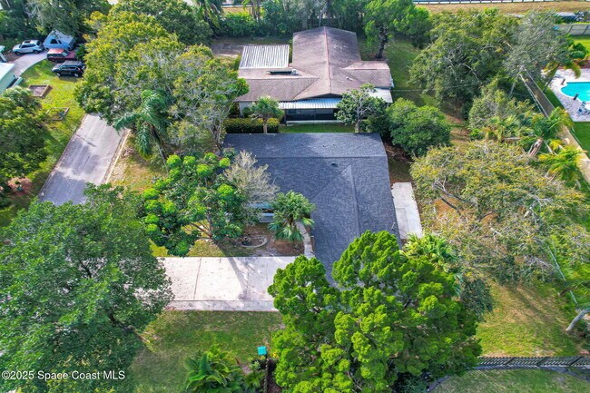 Building Photo - 2416 Lee Ave