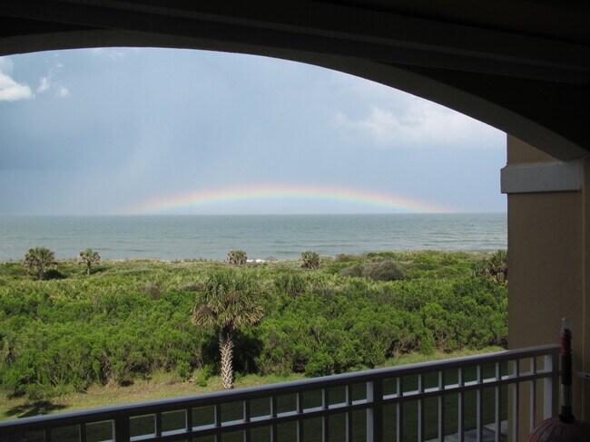 Building Photo - 60 Surfview Dr