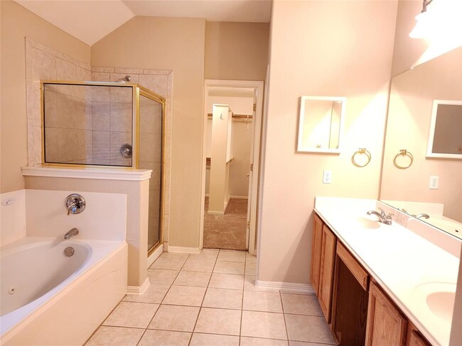Building Photo - 3726 Harvey Penick Dr