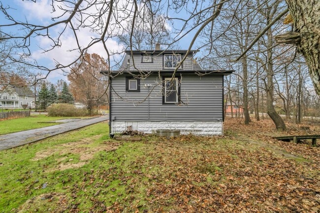 Building Photo - 4730 E 142nd St