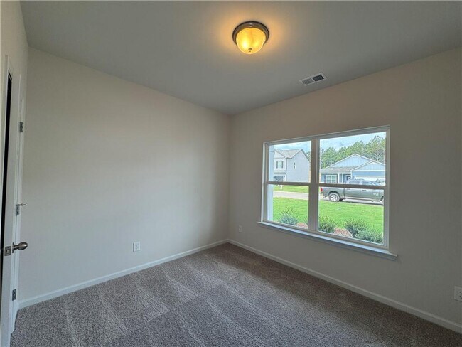 Building Photo - 24 Busby Dr