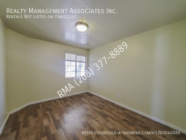 Building Photo - 17659 Monarch Way