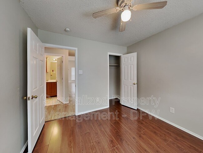 Building Photo - 311 Toronto Cir