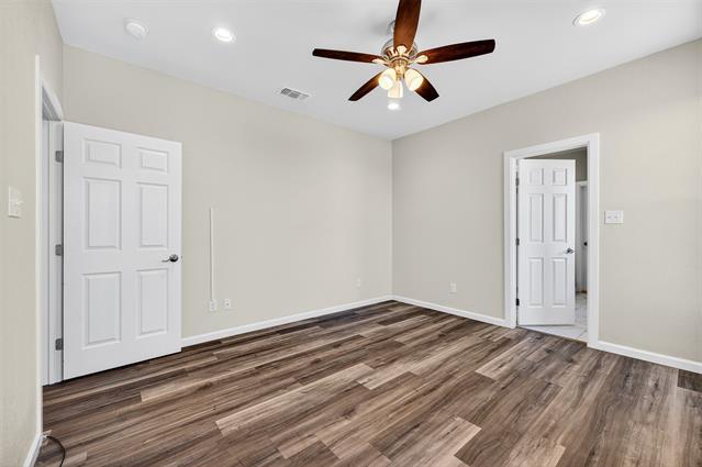 Building Photo - 1020 Silverton Dr