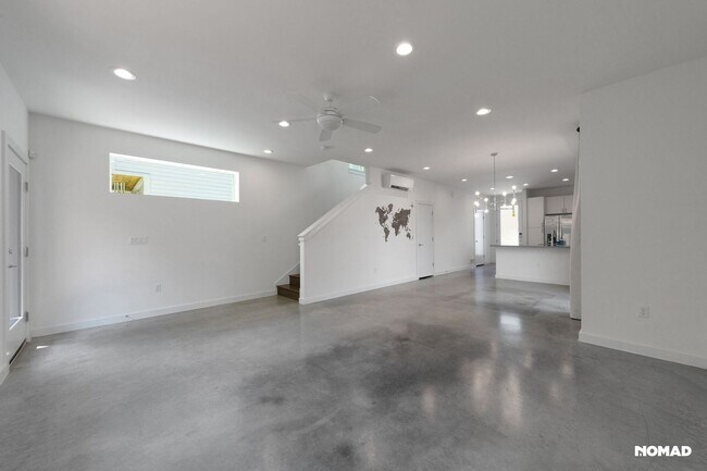 Building Photo - Charming 3BR House in East Austin - Pet Fr...