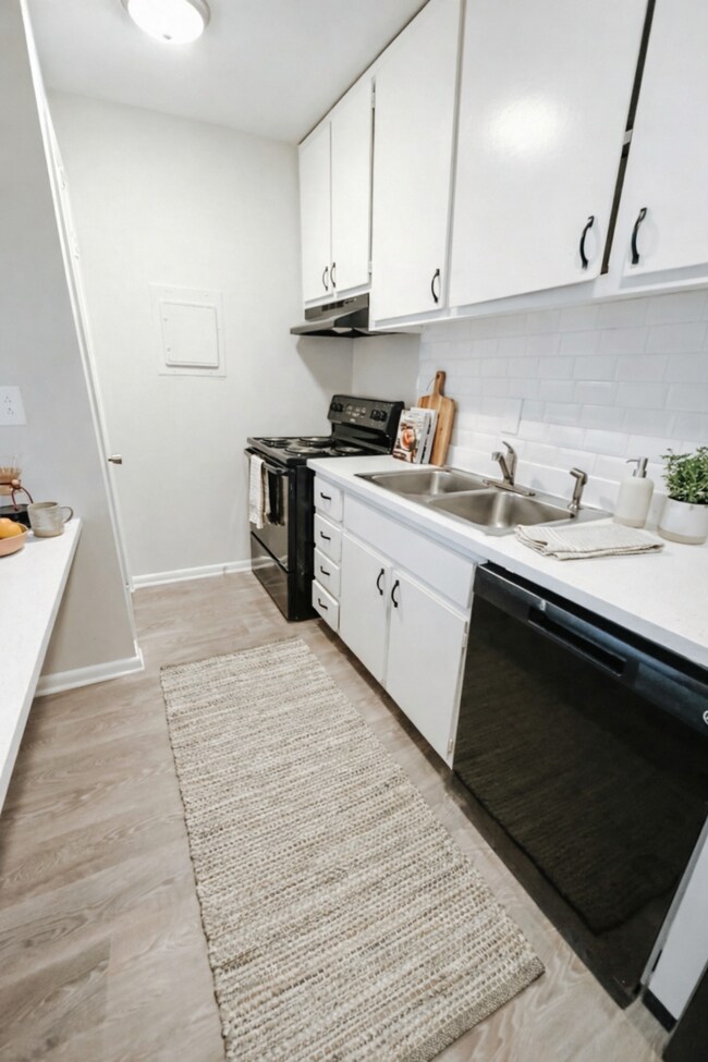 Floorplan - Northlake Apartments