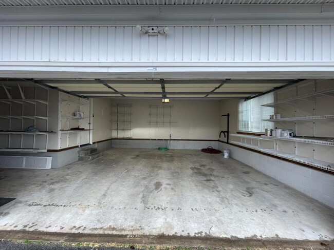 Building Photo - 1551 N Heritage Ln