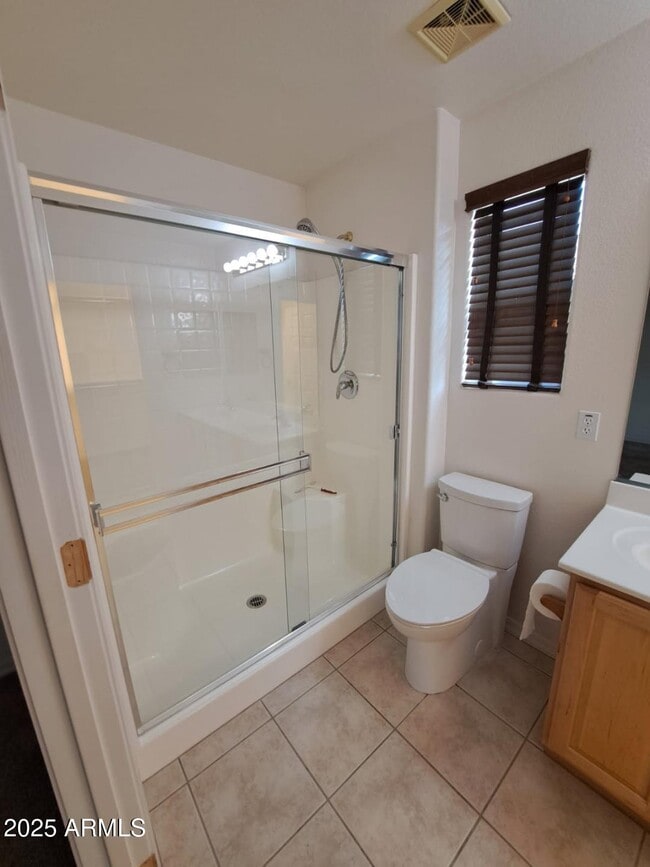 Building Photo - 3707 E Rolling Green Way