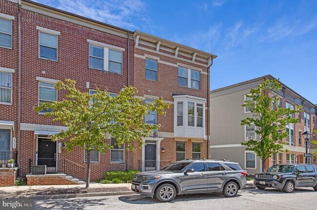 Building Photo - 125 S High St