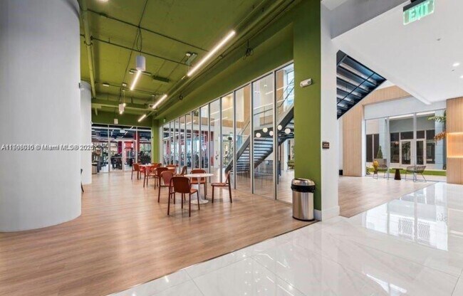 Building Photo - 7875 NW 107th Ave