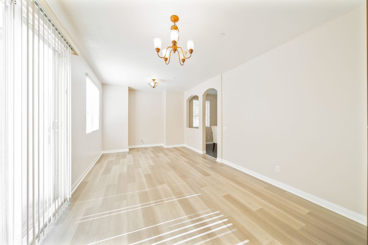 Building Photo - 3072 Parkway Cir