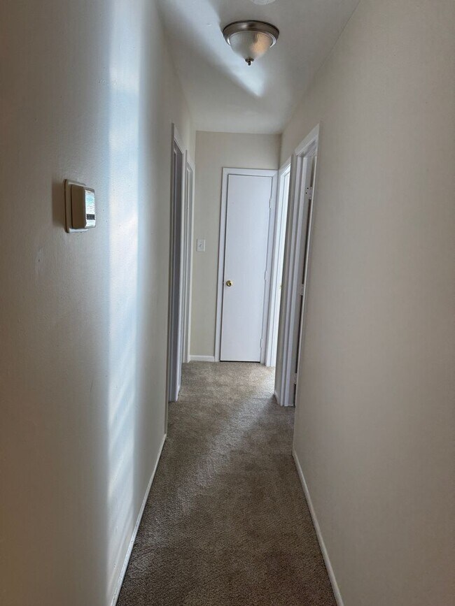 Building Photo - SAINT ANDREWS PLACE