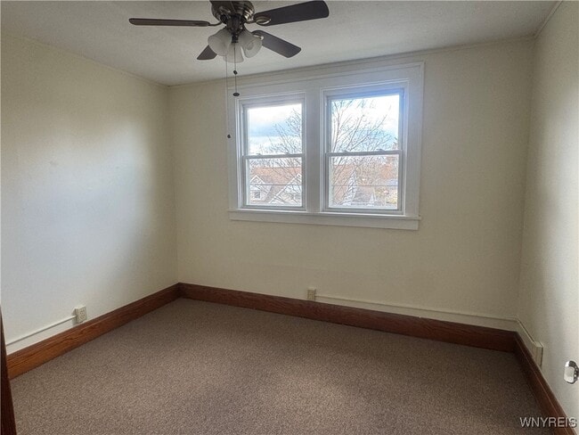 Building Photo - 5 Liberty St